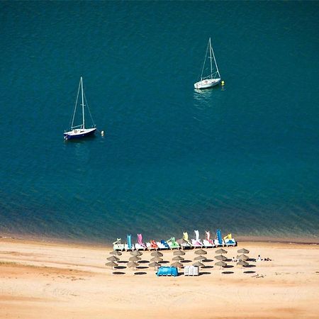 Iznájar Camping Valdearenas מראה חיצוני תמונה