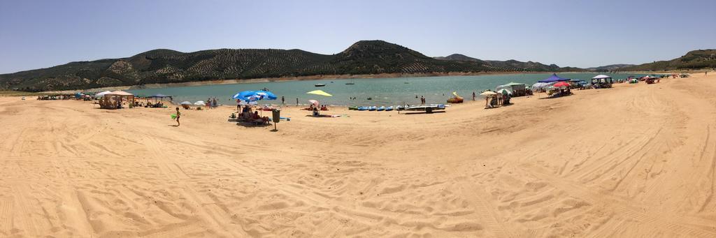 Iznájar Camping Valdearenas מראה חיצוני תמונה