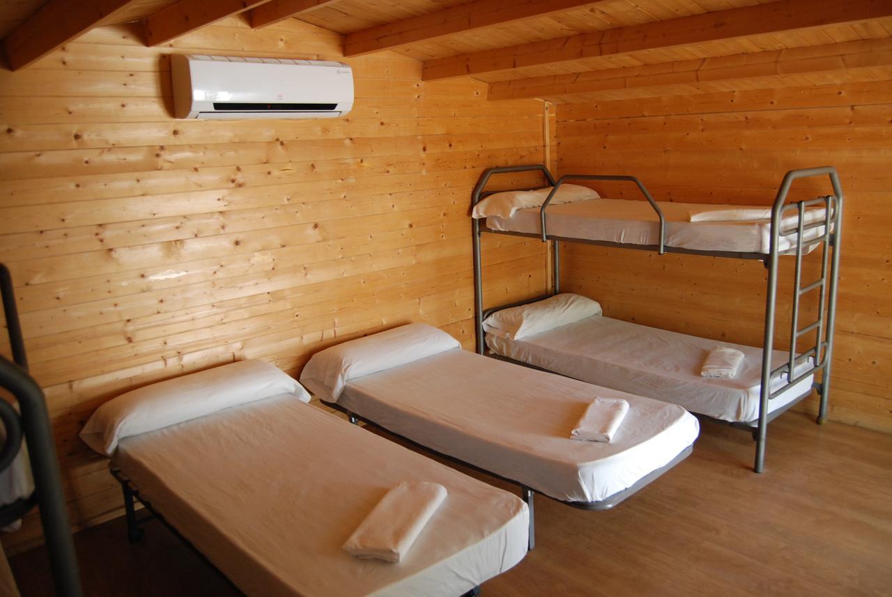 Iznájar Camping Valdearenas מראה חיצוני תמונה